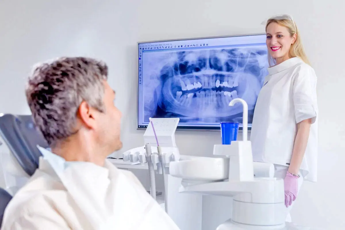 Quando cambiare il ponte dentale: segni dell’usura e consigli del dentista